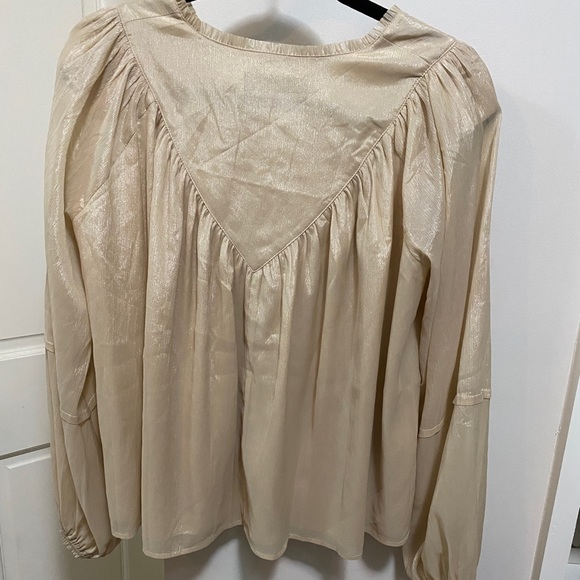 Brand new Champagne v-front satin blouse- perfect for a night out! - Picture 8 of 8